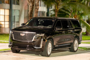 corporate SUV limo, luxury SUV transportation, executive limousine hire, airport chauffeur service, premium SUV rental